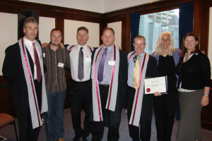 Graduating Class 2009 from left to right: Steve Ritchie, Leighton Evans, Paul Moodie, Morne Nel, Andrew Quinn & tutors Saranya Tarrant & Amanda Warren.